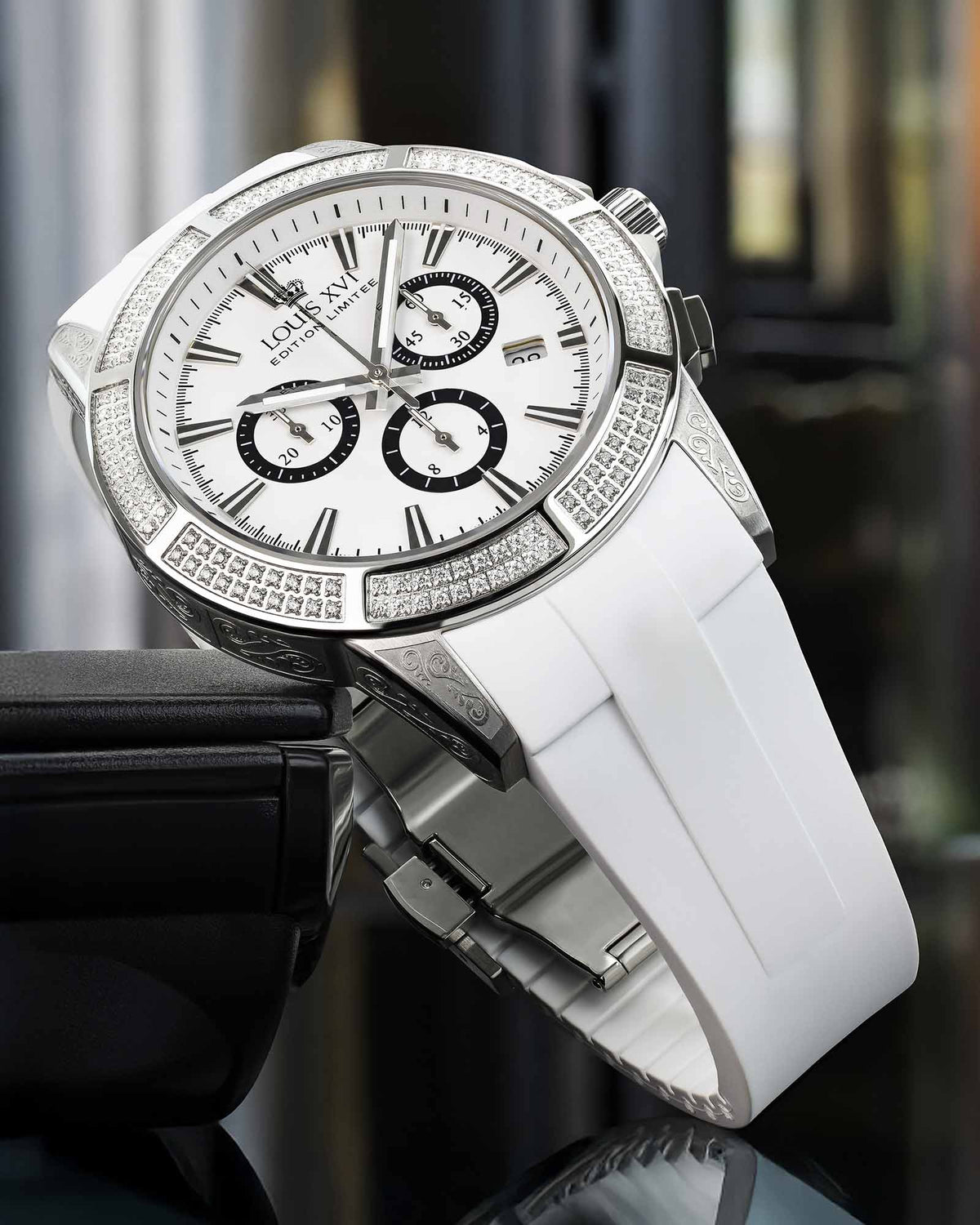 Majesté Iced Out Royale 1137 - 43mm