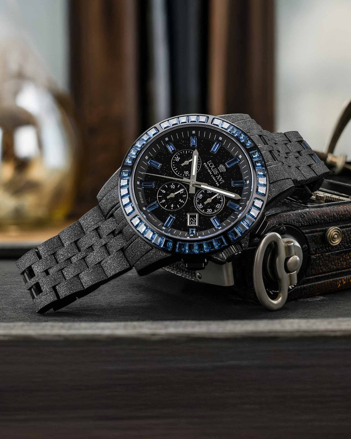 Majesté Frosted Iced Out 1181 Midnight Blue - 43mm