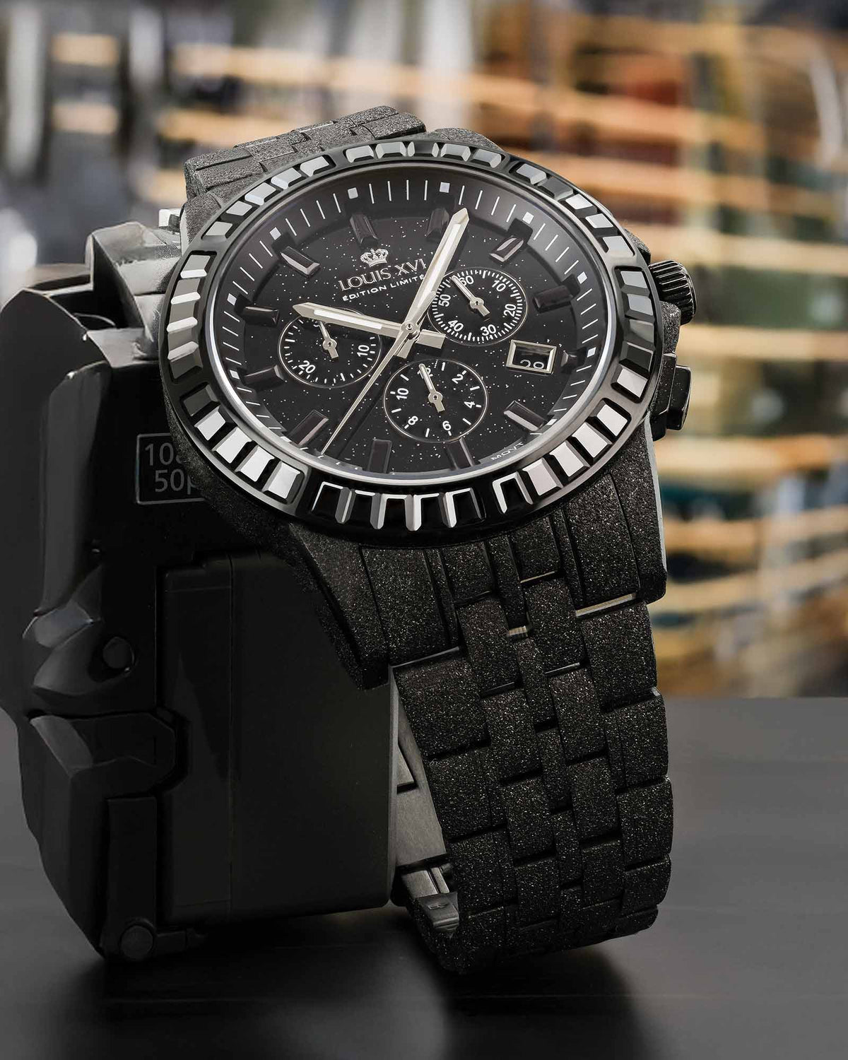 Majesté Givré Iced Out 1184 Caviar Noir - 43mm