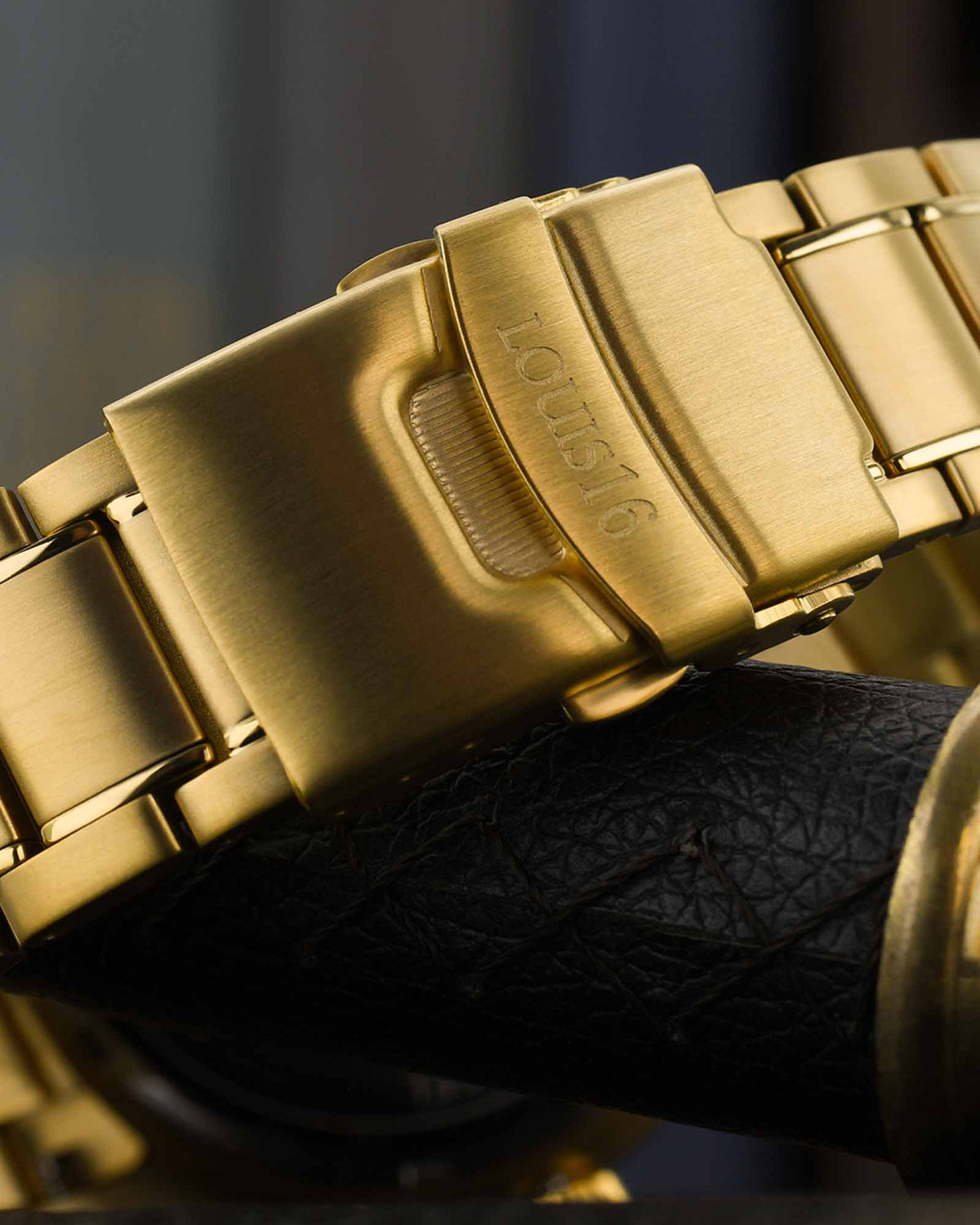 Chronographe Mirage 3300 Or